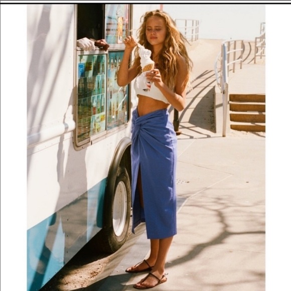 Zara knotted skirt - Picture 2 of 8